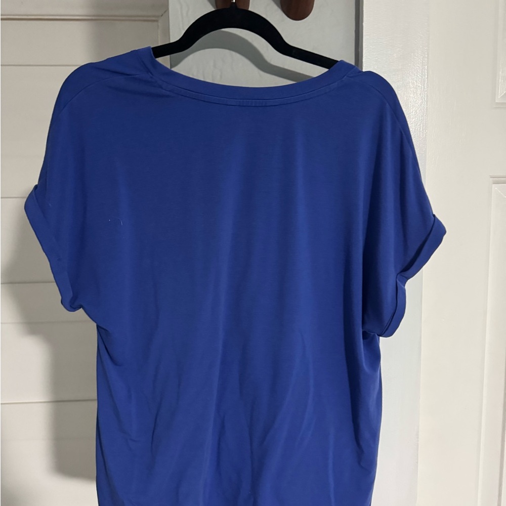Tommy Bahama Royal Blue Short Sleeve Tee medium - Picture 2 of 2